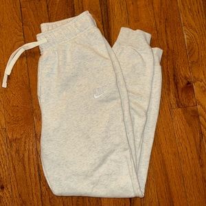 Nike Sportswear Club Fleece Sweatpants Size XS